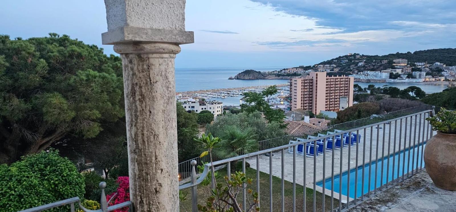 Villa Maricel Sant Feliu de Guíxols Exterior photo